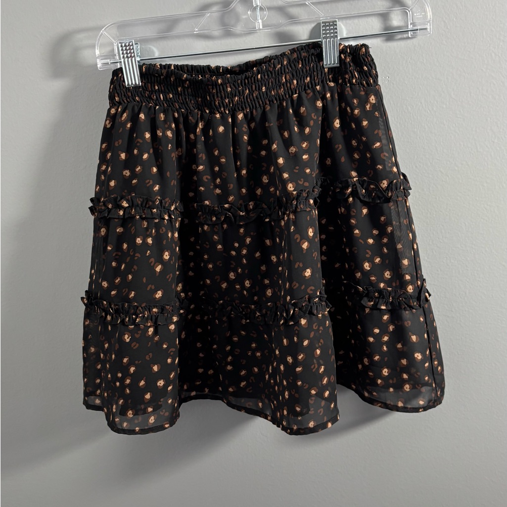 Le Lis Black And Brown Floral Mini Skirt